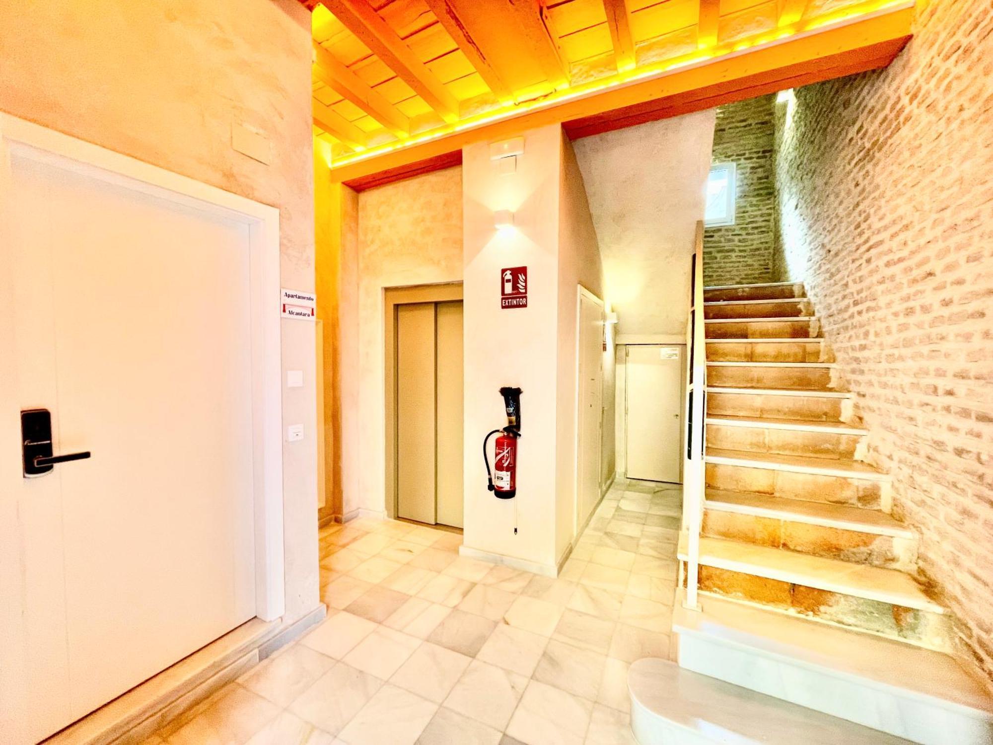 Click Triana Apartment 세비야 외부 사진